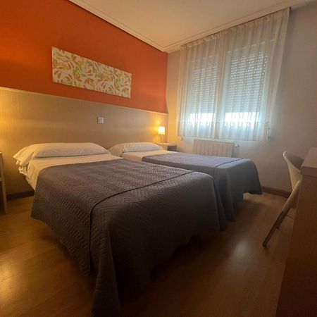 Hotel La Basilica Venta De Banos ภายนอก รูปภาพ
