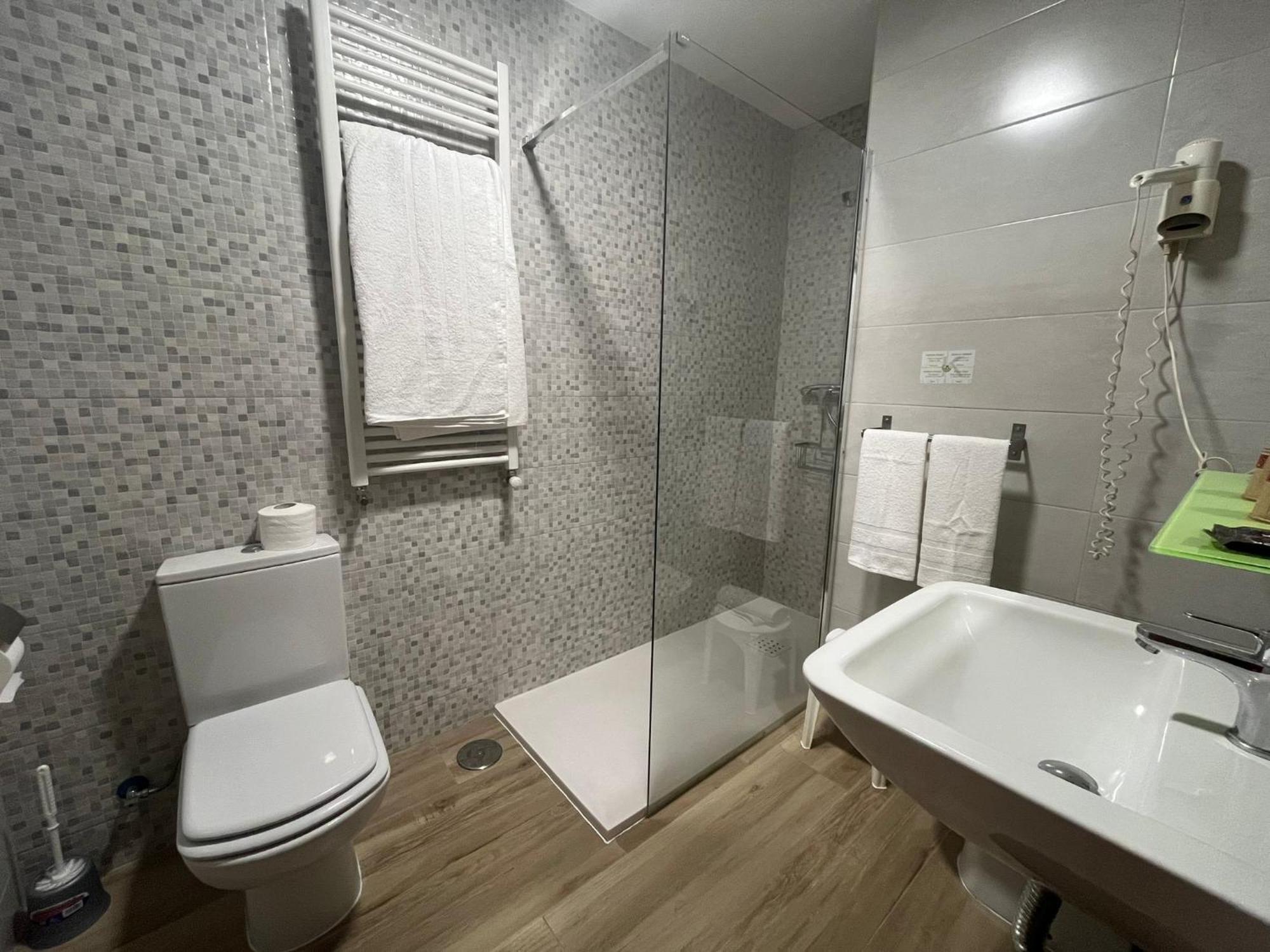 Hotel La Basilica Venta De Banos ภายนอก รูปภาพ