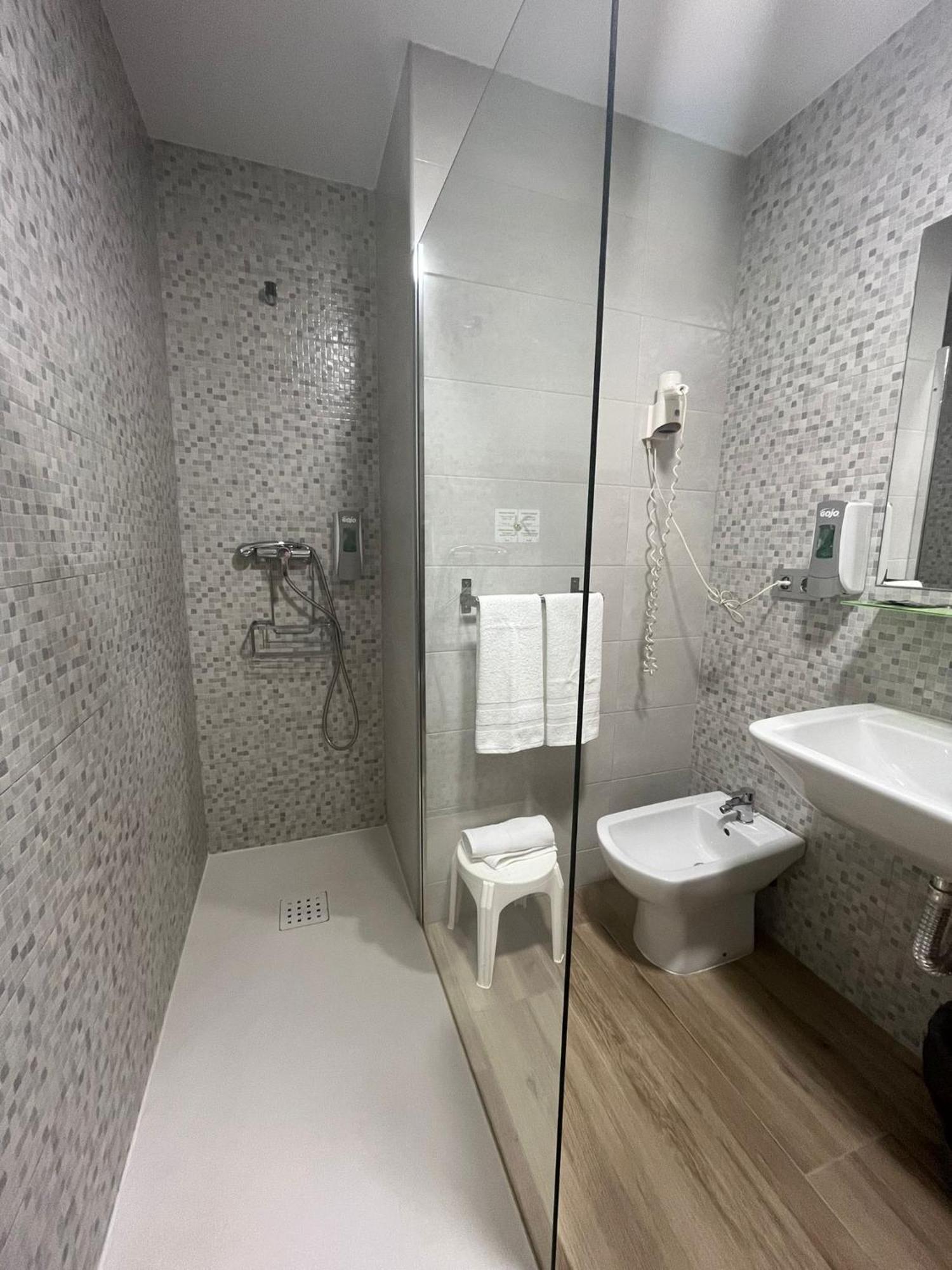 Hotel La Basilica Venta De Banos ภายนอก รูปภาพ